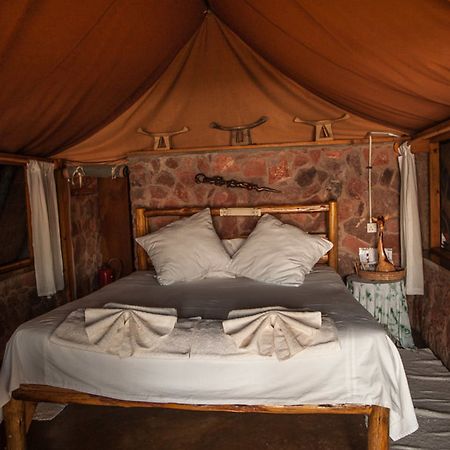 Musango Safari Camp - All-Inclusive Bumi Hills エクステリア 写真